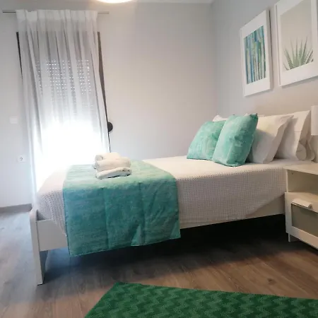 Luxury Sea View Apartment *