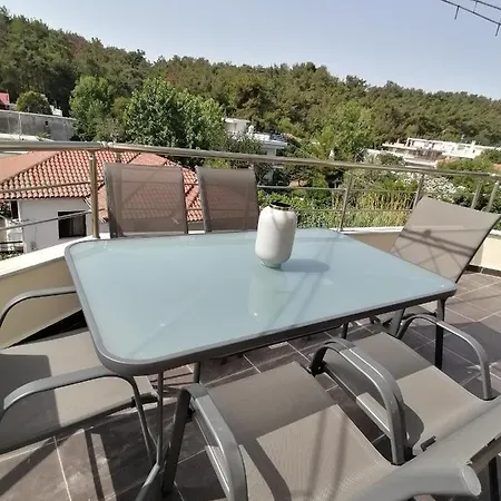 Luxury Sea View Apartment *